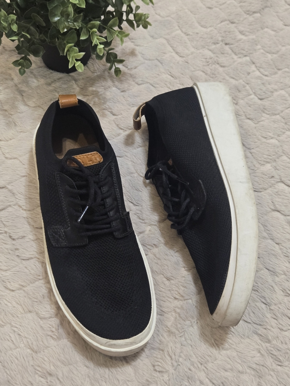 BYLT Black Lido Knit Sneakers, Mens Size 10